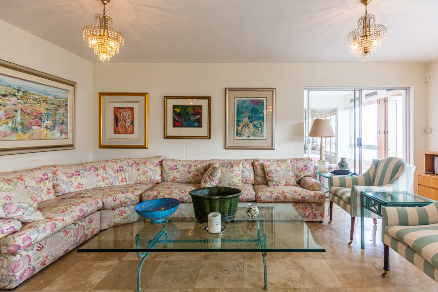 To Let 3 Bedroom Property for Rent in Sea Point Western Cape